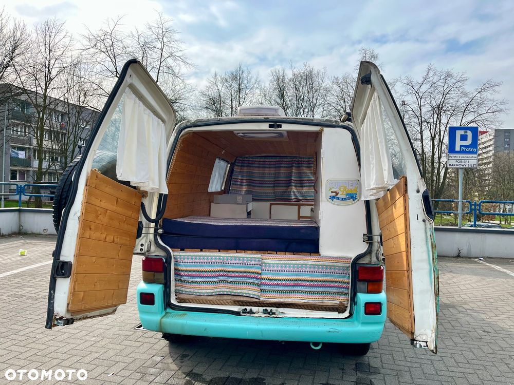 Volkswagen Transporter - 4