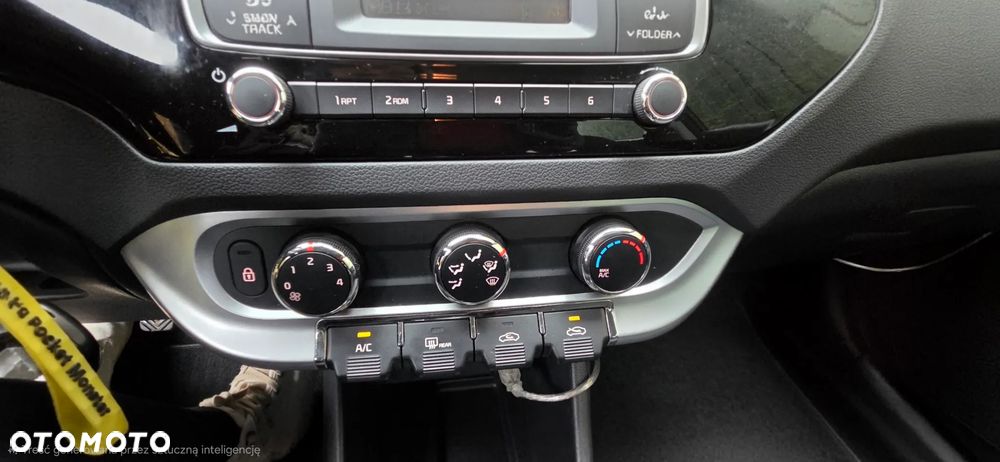 Kia Rio 1.2 M - 14
