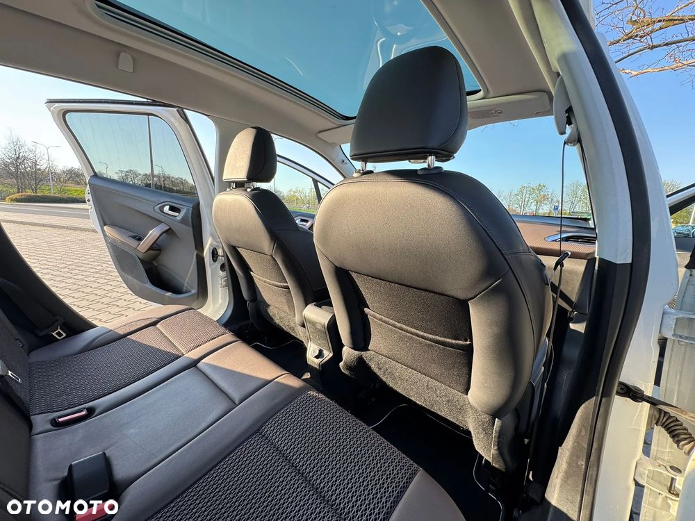 Peugeot 2008 1.6 VTi Allure - 13