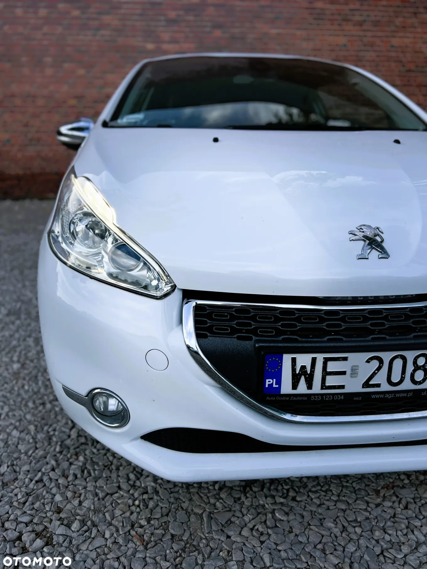 Peugeot 208 1.6 THP Allure - 32