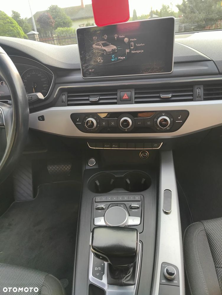 Audi A4 Limousine 1.4 TFSI S tronic sport - 39