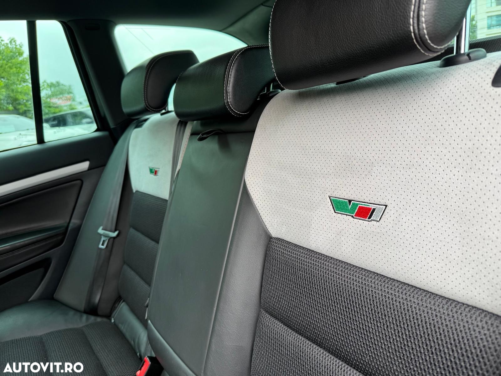 Skoda Octavia 2.0 FSI Turbo RS - 20