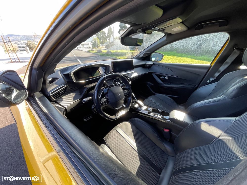 Peugeot 208 1.2 PureTech GT Line EAT8 - 10