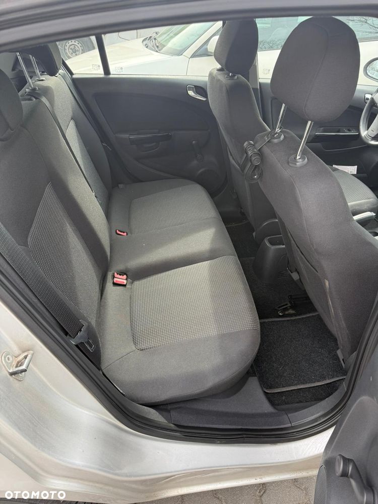Opel Corsa 1.0 12V Essentia - 11