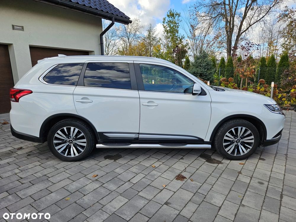 Mitsubishi Outlander 2.0 Instyle SDA 4WD CVT - 4