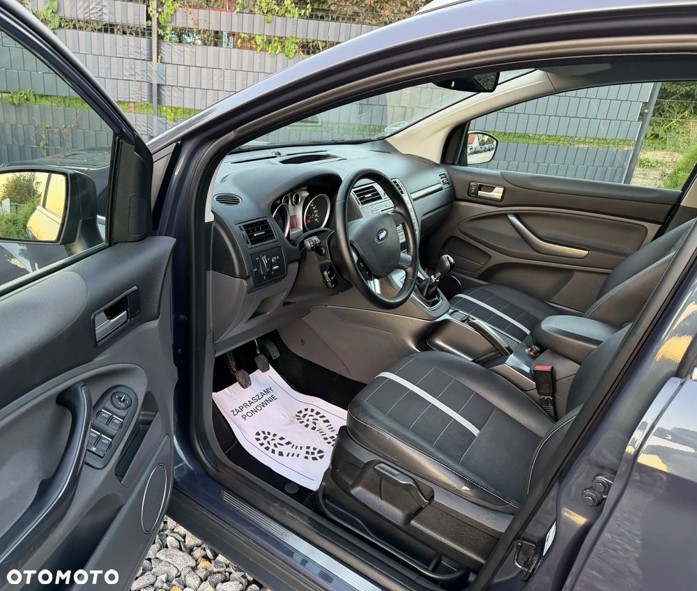 Ford Kuga 2.0 TDCi 4x4 Titanium - 5