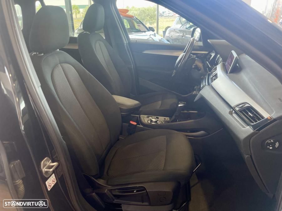 BMW X1 25 e xDrive - 30