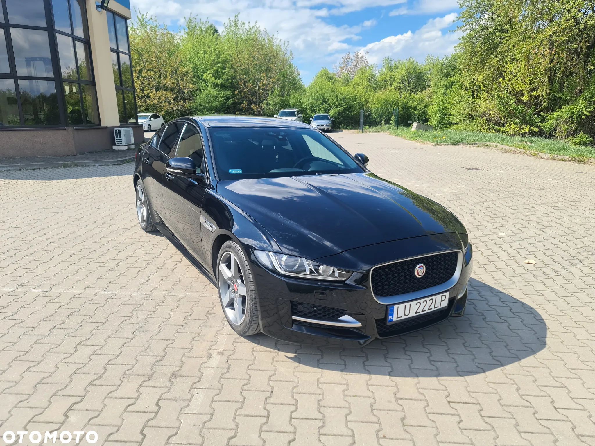 Jaguar XE - 1