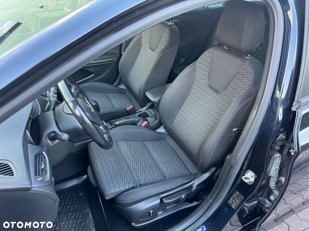 Opel Astra 1.4 Turbo Start/Stop Sports Tourer Innovation - 26