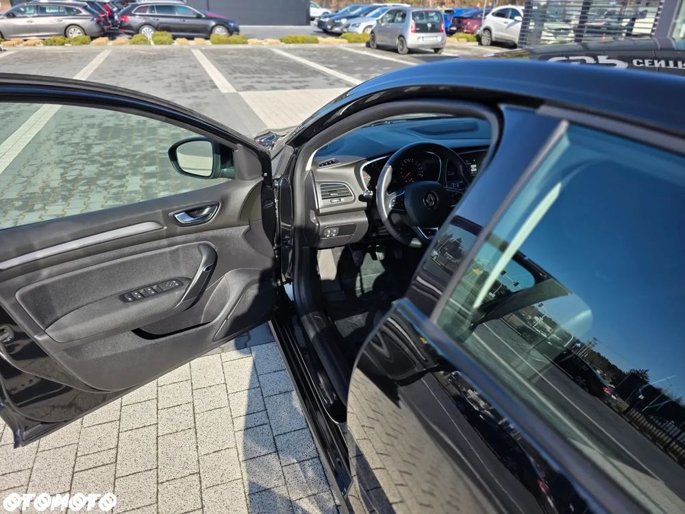 Renault Megane 1.0 TCe Zen - 12