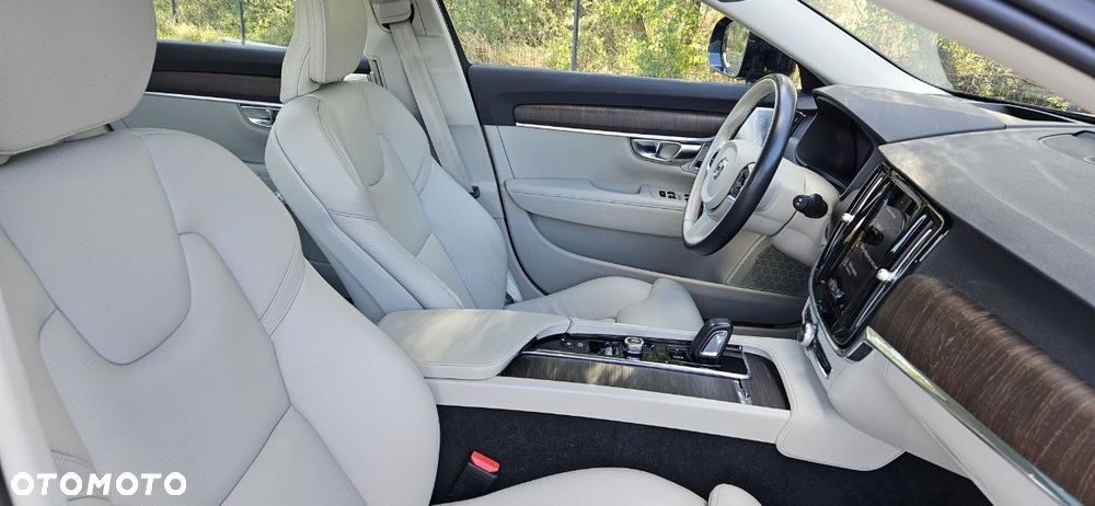 Volvo V90 Cross Country B5 D AWD Pro - 29