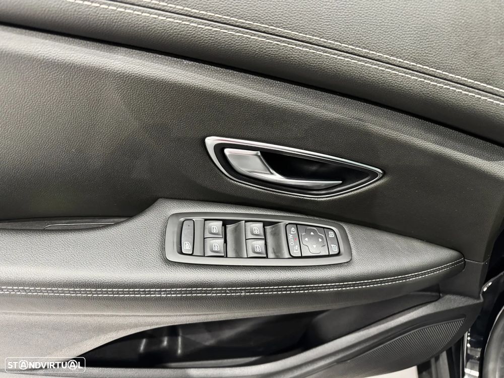 Renault Scénic ENERGY dCi 110 EDC LIMITED - 17