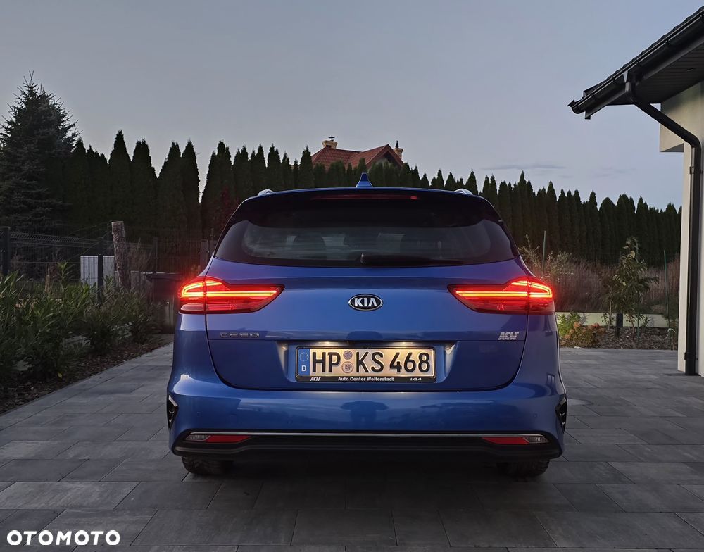 Kia Ceed 1.4 T-GDI DCT OPF Platinum Edition - 31