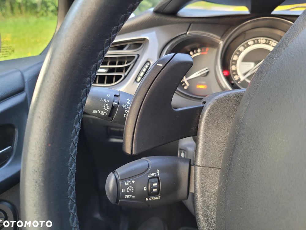 Citroën C3 1.2 e-VTi Exclusive ETG - 18
