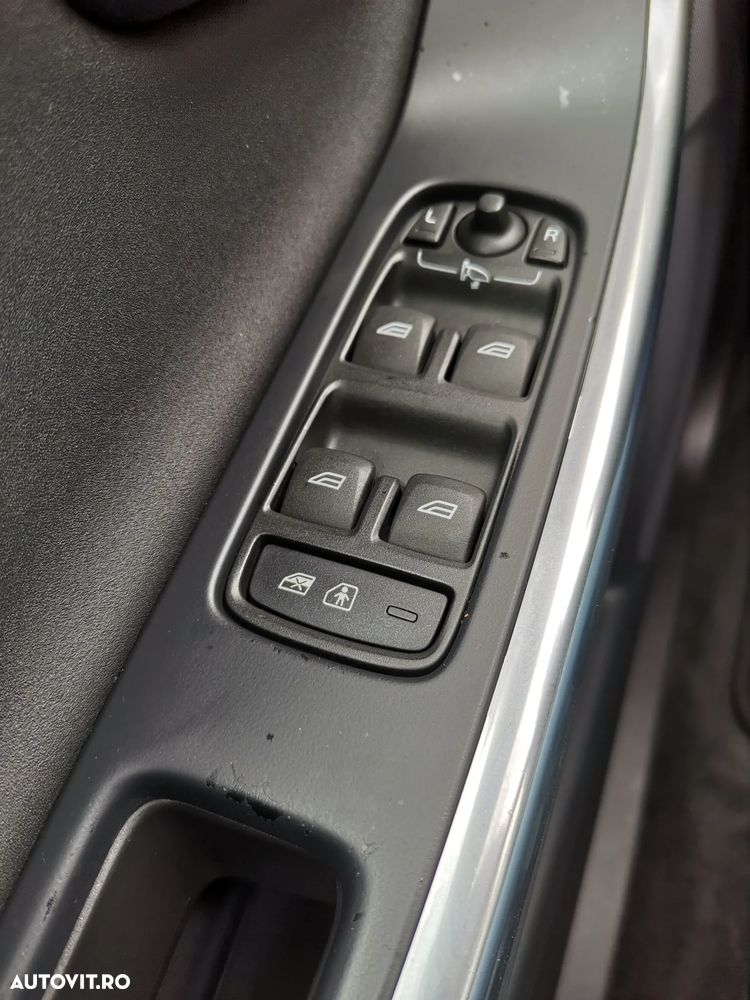 Volvo V60 D4 Start-Stop Momentum - 10