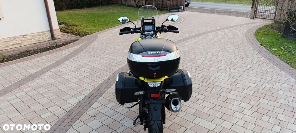 Suzuki V-STROM - 7