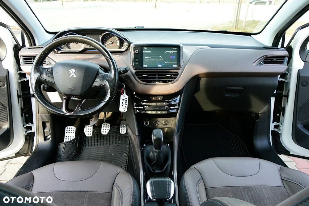 Peugeot 2008 120 VTI Allure - 21