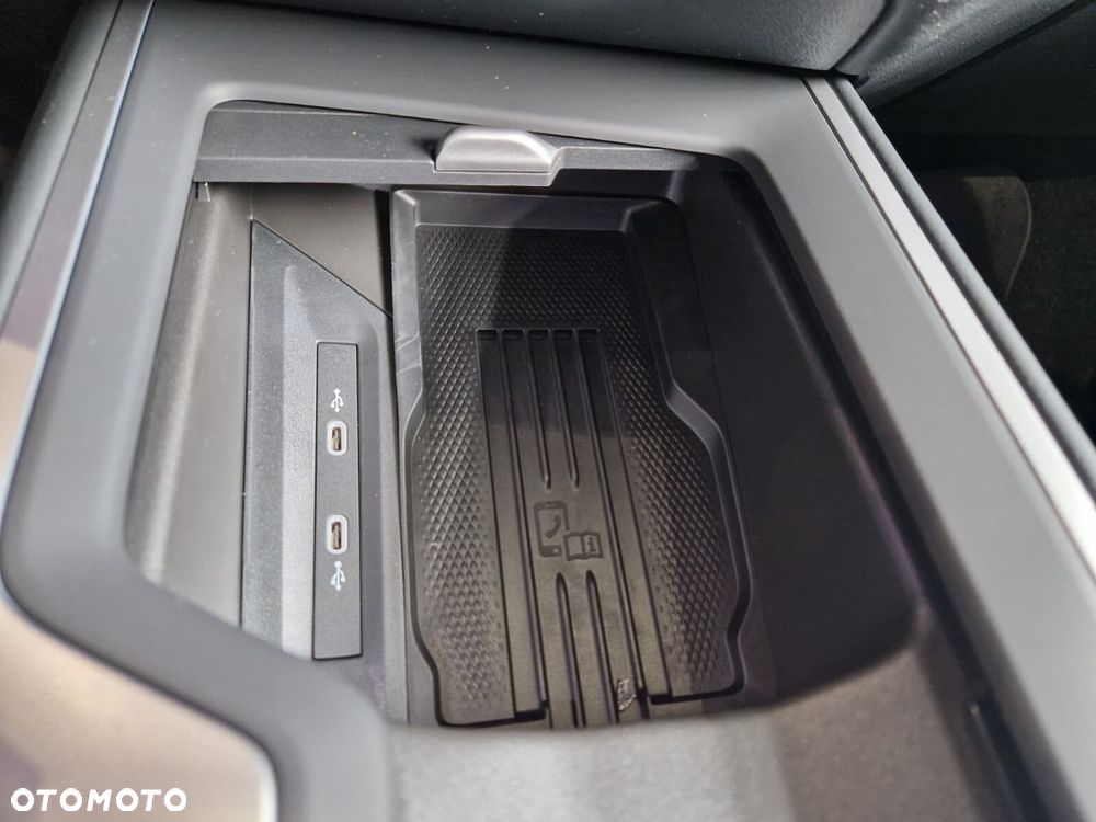 Volkswagen Passat - 24