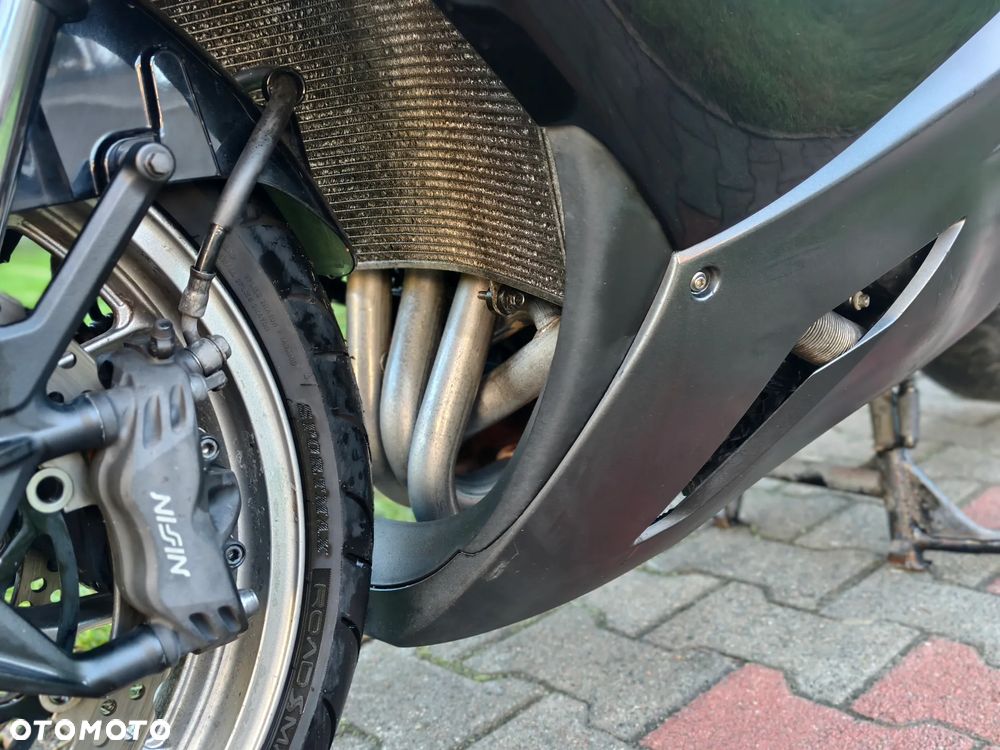 Kawasaki GTR - 25