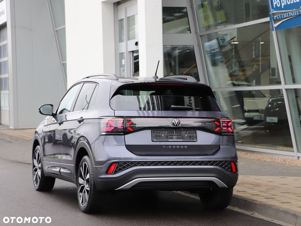 Volkswagen T-Cross - 3