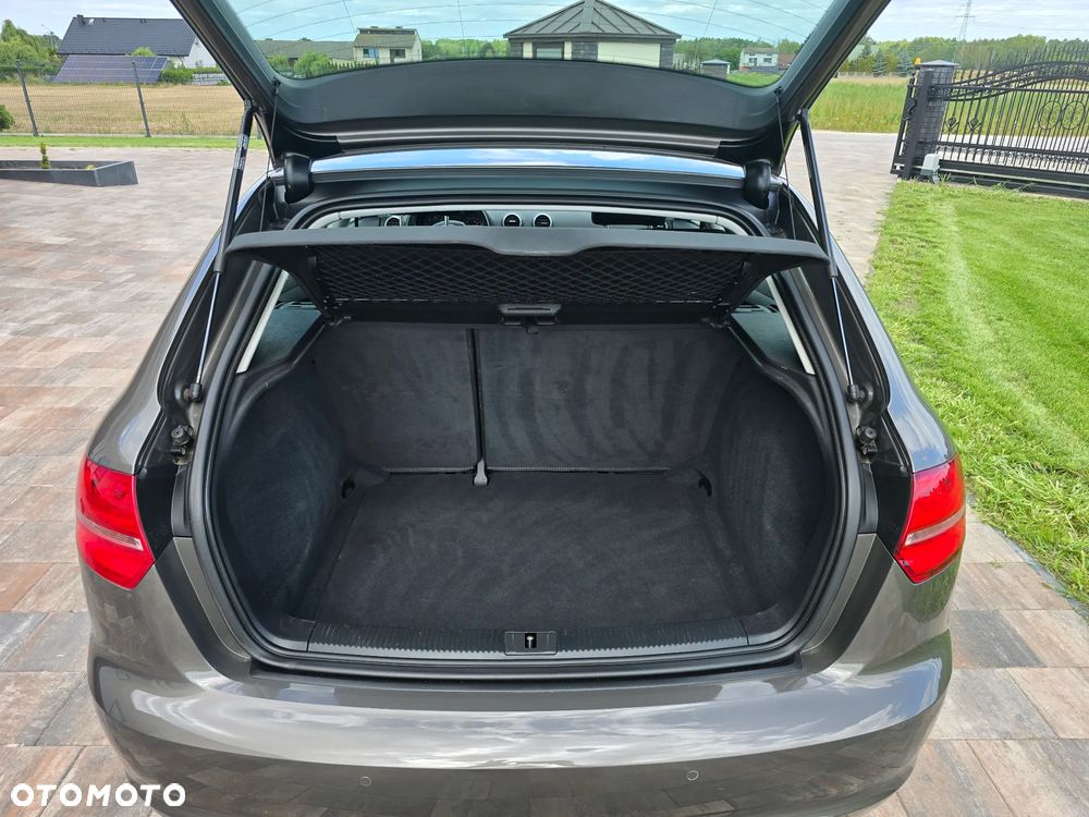 Audi A3 Sportback 2.0 TDI Ambiente - 19