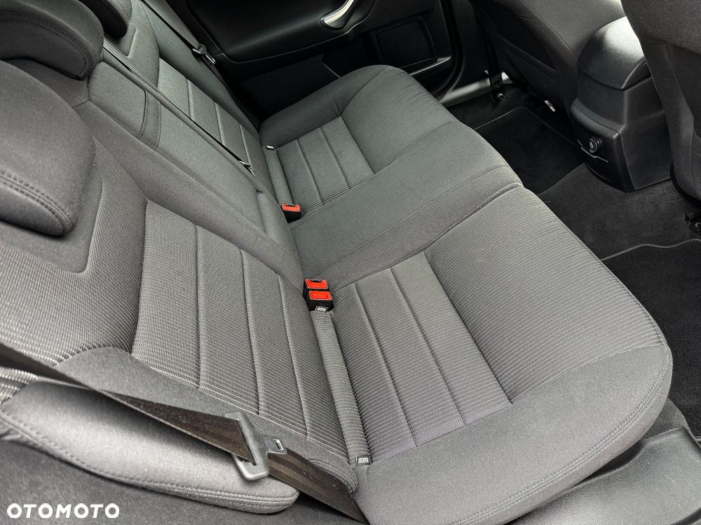 Ford Mondeo 2.0 TDCi Titanium X - 16