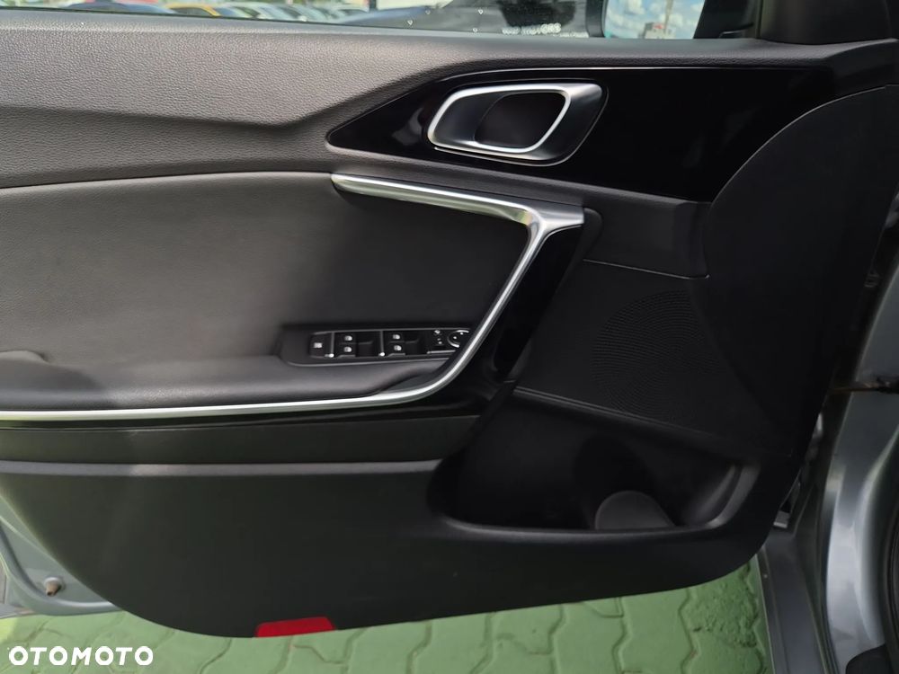 Kia Ceed 1.4 T-GDI L DCT - 10