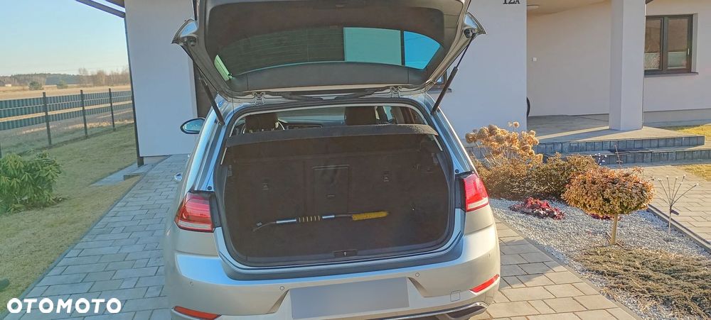 Volkswagen Golf 1.5 TSI BMT Comfortline - 3
