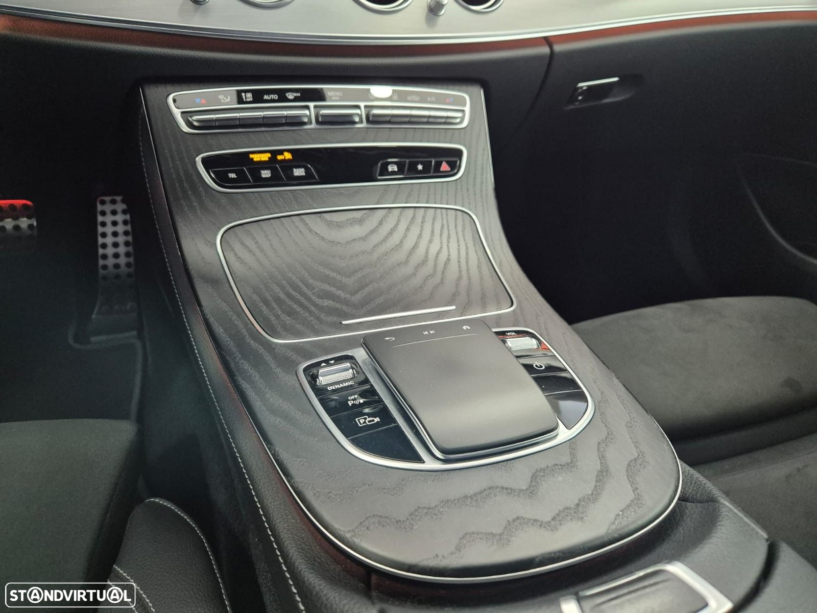 Mercedes-Benz E 300 de AMG Line - 14