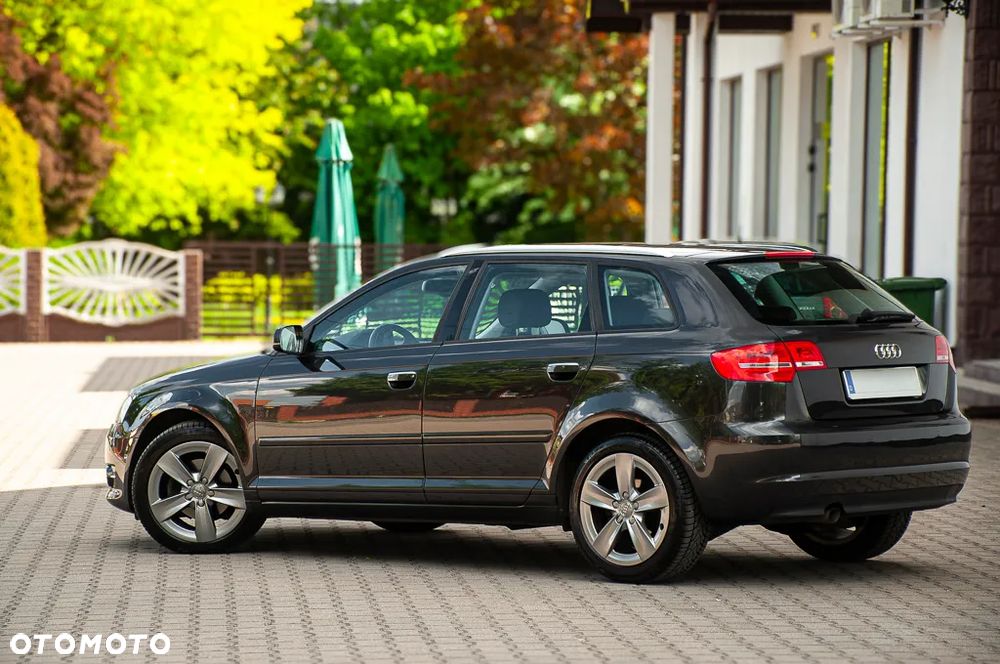 Audi A3 Sportback 2.0 TDI DPF S line Sportpaket - 16