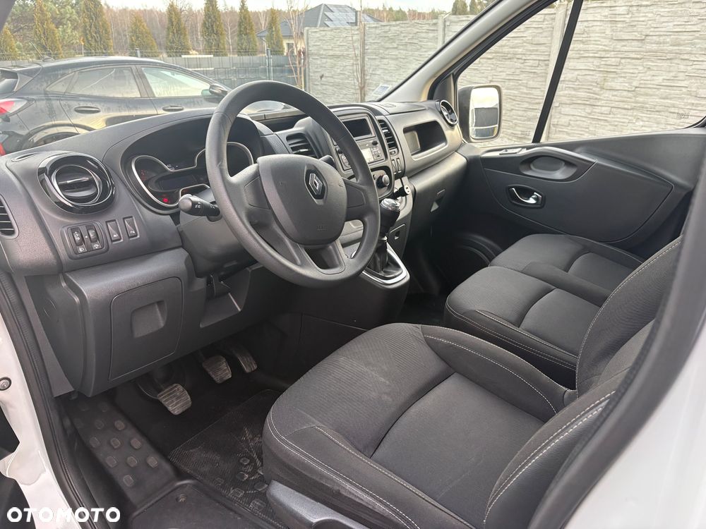 Renault Trafic - 11