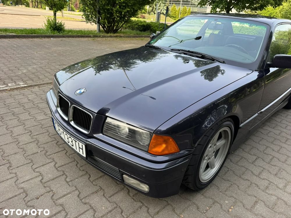 BMW Seria 3 318is - 13