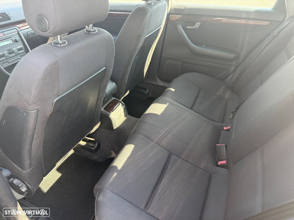 Audi A4 1.9 TDI m5 - 21