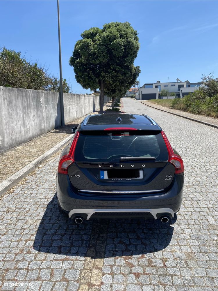 Volvo V60 2.4 D6 R-Design AWD Phev - 14