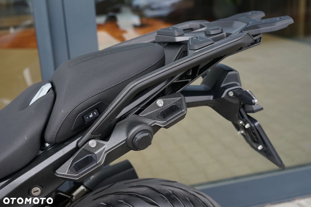 BMW R - 33