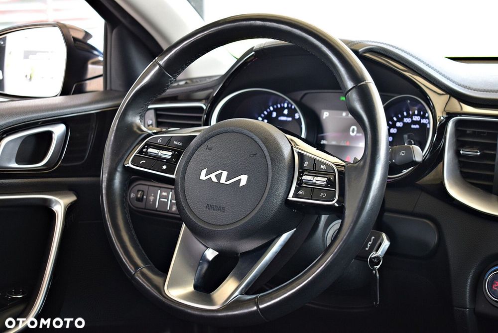 Kia Ceed - 15