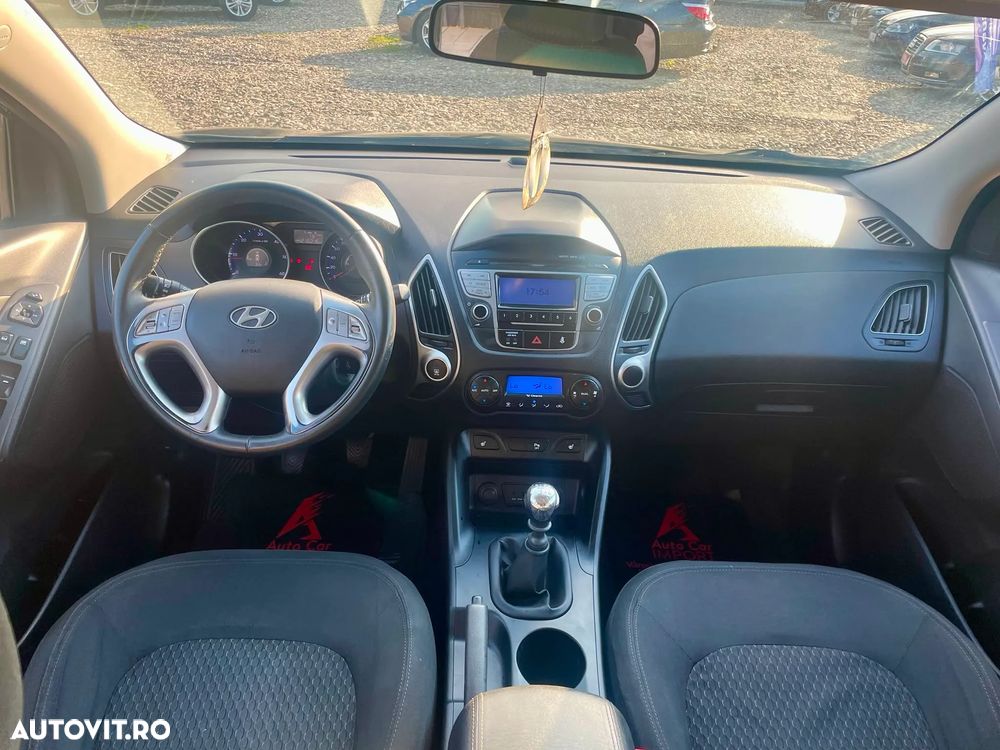 HYUNDAI ix35 2010 — imagine 6