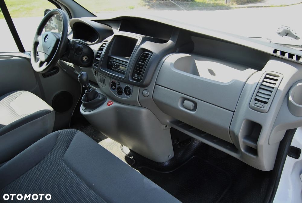Opel Vivaro - 6