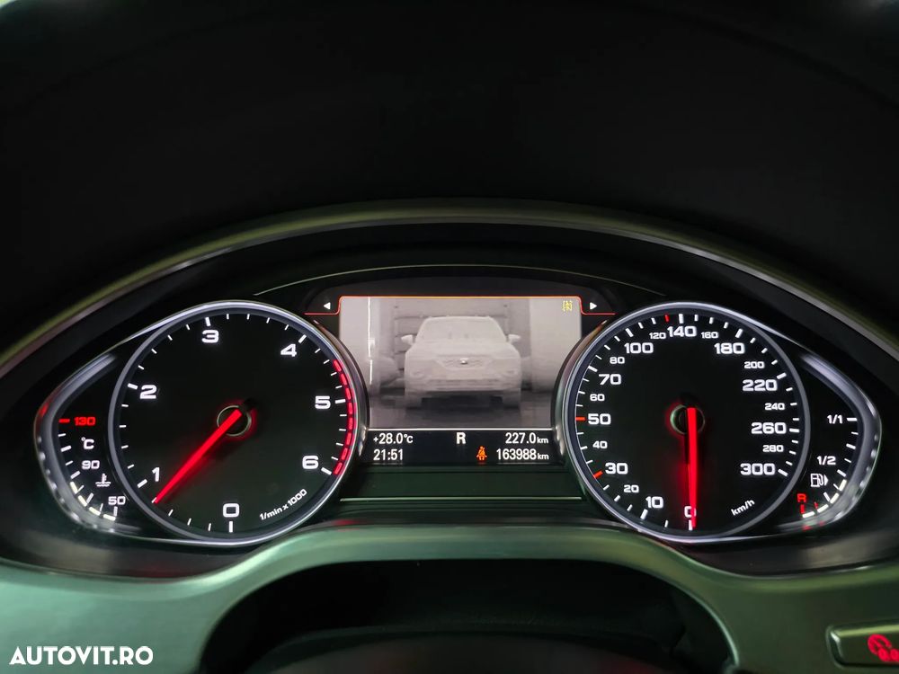 Audi A8 4.2 TDI DPF (clean diesel) quattro tiptronic Lang - 15