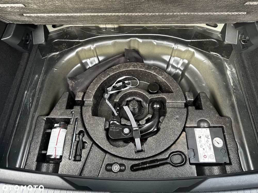 Volkswagen T-Roc - 15