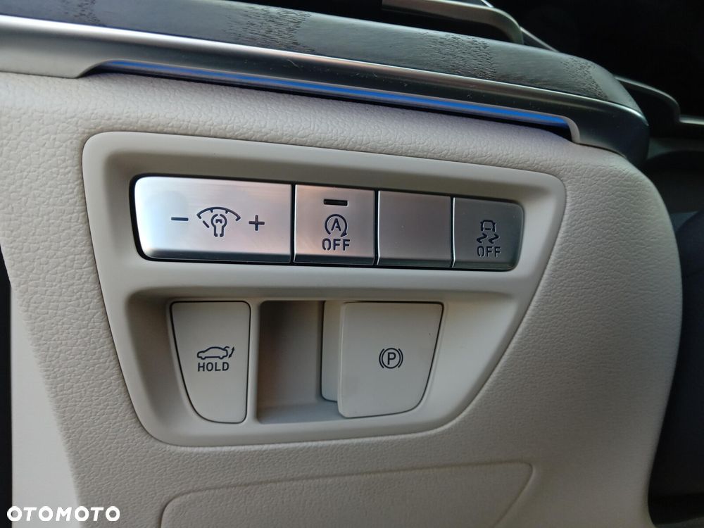 Genesis G80 - 18