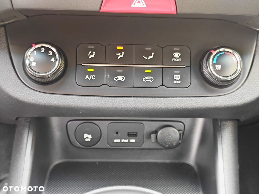 Kia Sportage 2.0 CRDI 2WD Attract - 37