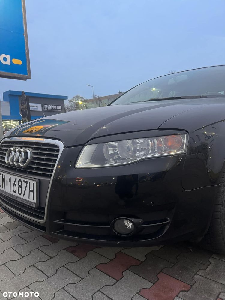 Audi A4 Limousine - 5