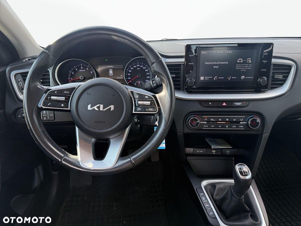 Kia Ceed - 14