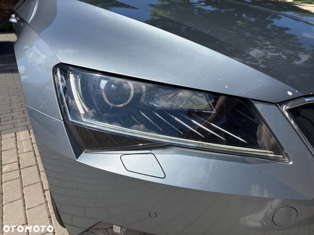 Skoda Superb 1.5 TSI ACT Ambition DSG - 8