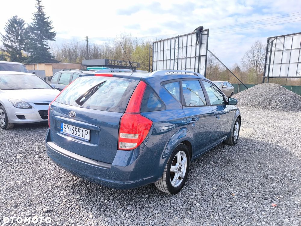 Kia Ceed 1.4 Comfort + - 11