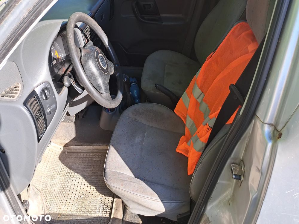 Volkswagen Caddy - 6