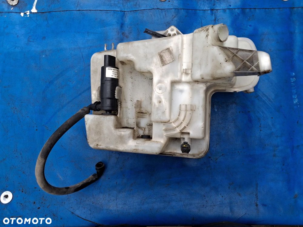 BMW 5 E60 E61 OKAZJA WYPRZEDAŻ POZOSTAŁOŚCI Antena rekin oryginał // Włącznik świateł xenon 6925287  //  Czujnik poziomowania lamp reflektorów 1093697  //  Ramka lewarka dźwigni skrzyni biegów automat podświetlenie 7034089 //  Zbiornik płynu spryskiwaczy 61667055349 pompka 8377430 //  atrapa nerki grill maski  //  Klema minus minusowa  //  Zapalniczka gniazdo zapalniczki  //  Odbłyśnik zderzaka tył tylnego lewy odbłysk sedan  //  Kierunek kierunkowskaz w błotnik - 23