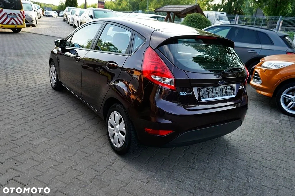 Ford Fiesta - 7