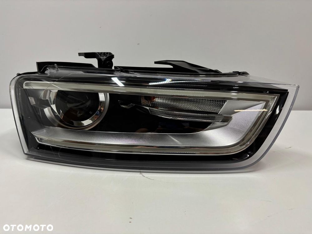 Audi Q3 8U0 Lampa Prawa Przód Przednia 8U0941006 - 1